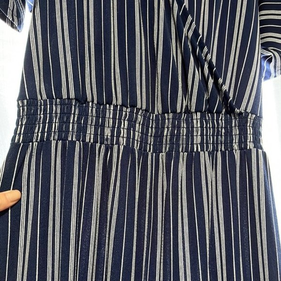 Express Jumpsuit - Picture 3 of 4